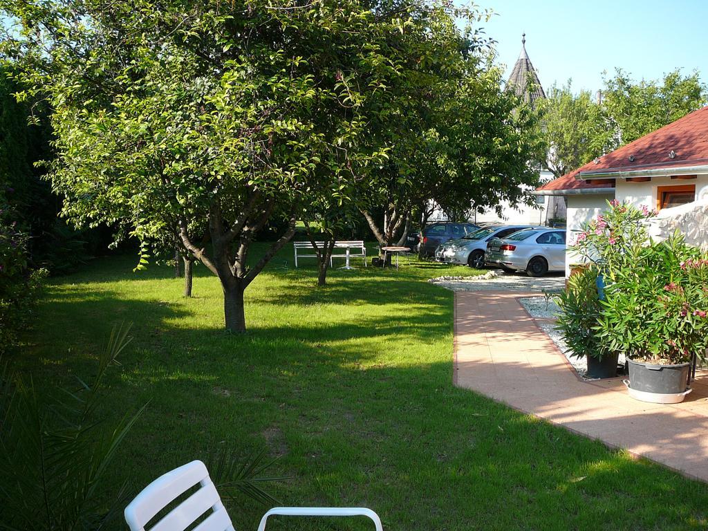 Ciklamen Apartman Gyenesdias Exterior photo